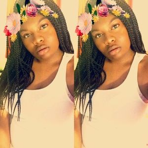 Meet your Posher, Desiree