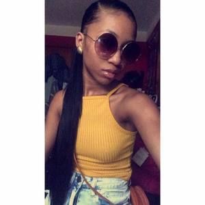 Meet your Posher, Kayla