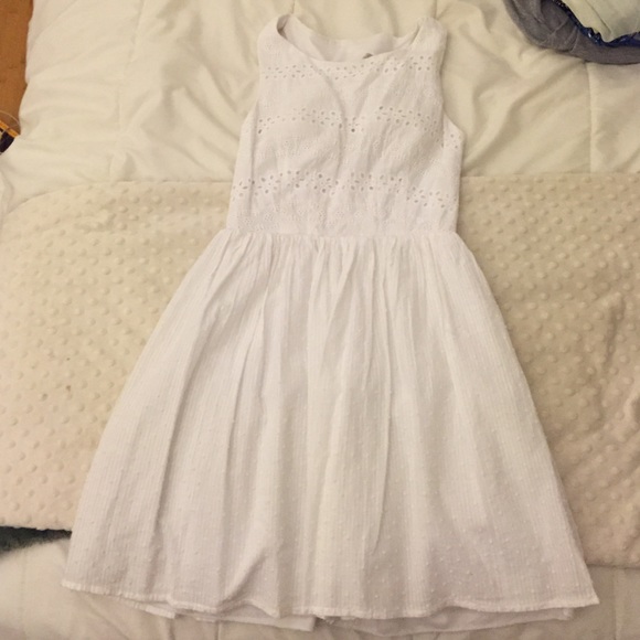 white lace dress