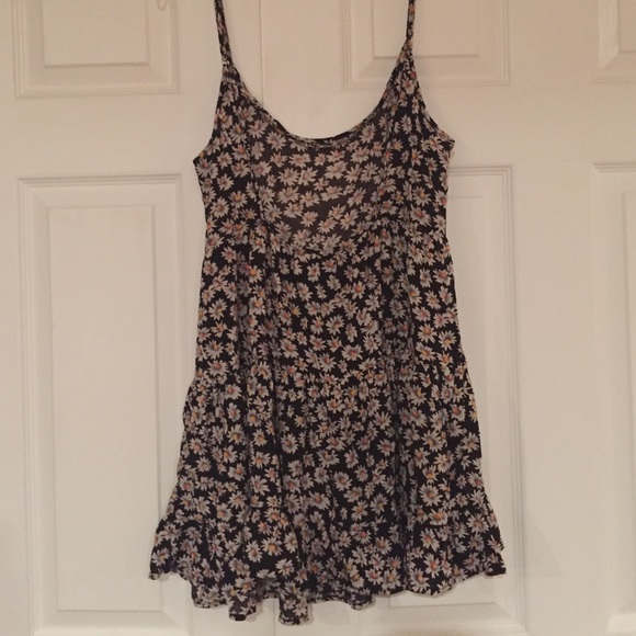 Sundress - Picture 2 of 3