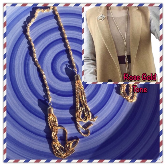 Jewelry - 💥Versatile & Stunning Rose Gold Tassel Necklace💥