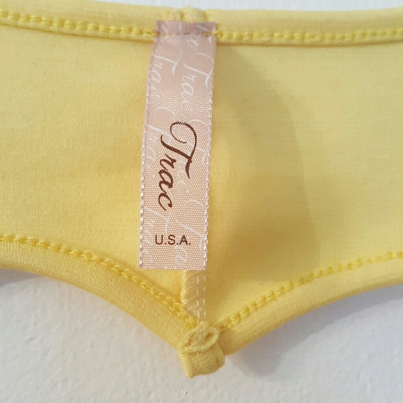 Yellow dress size large - Picture 2 of 4