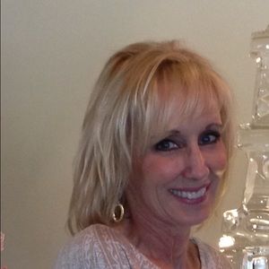 Meet your Posher, Sandy