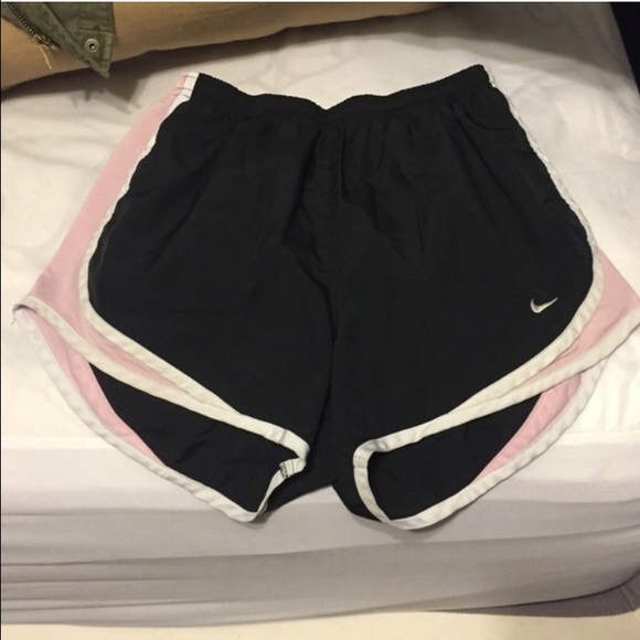 3 nikes already sold to other shopper Savannah