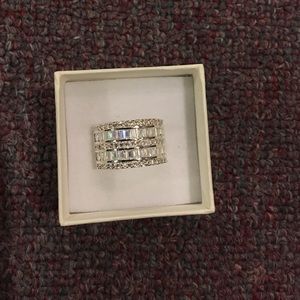 Beautiful Sterling silver ring.