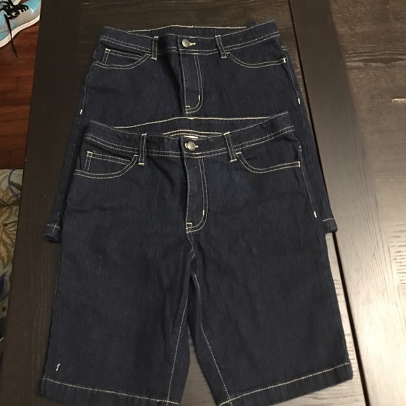 Two Faded Glory Knee Low Shorts👖