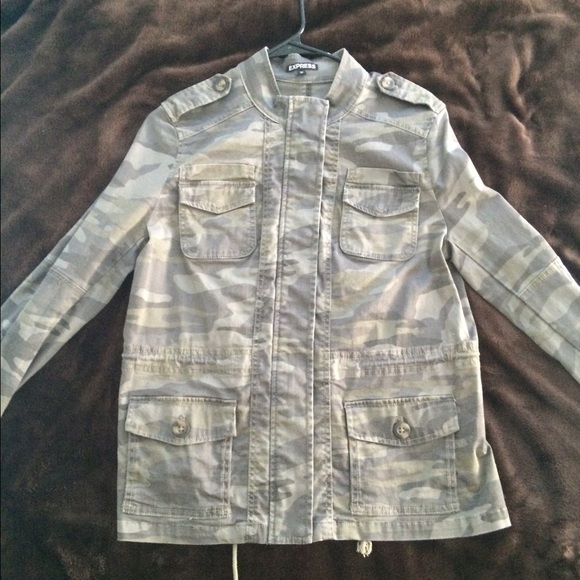 Express camo fashion jacket