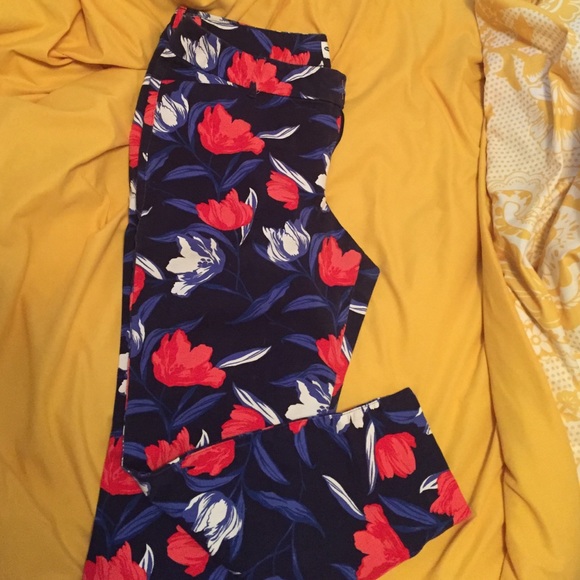 Old Navy Pixie style pants
