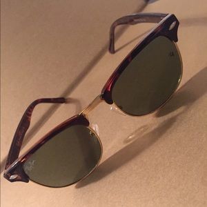 Ray-ban tortoise clubmaster