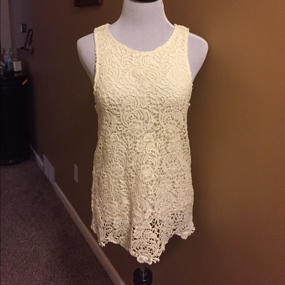 Lucky Brand top - Picture 4 of 4