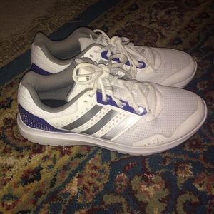 WOMENS ADIDAS RUNNING SHOES SIZE 10