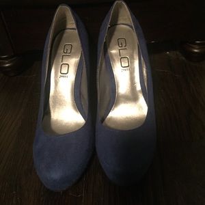 Blue suede shoes!