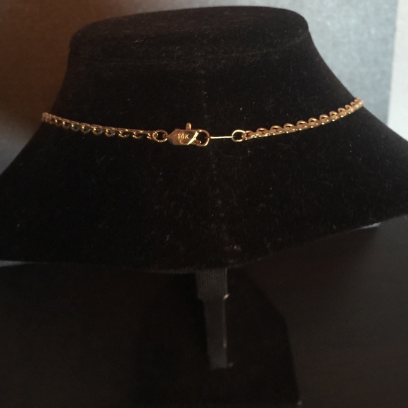 Lovely gold colored necklace - Picture 3 of 3