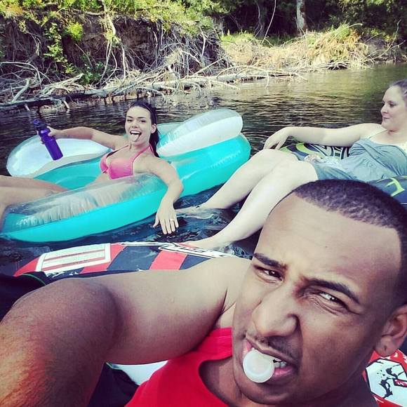 Meet your Posher, Nicci - Picture 1 of 1