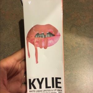 Kylie Jenner Lip Kit- KOKO K