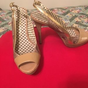 Jessica Simpson heels