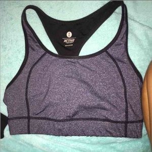 sports bra