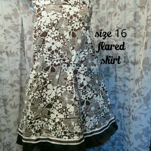 Price Drop Plus Size, Black and White Floral Skirt