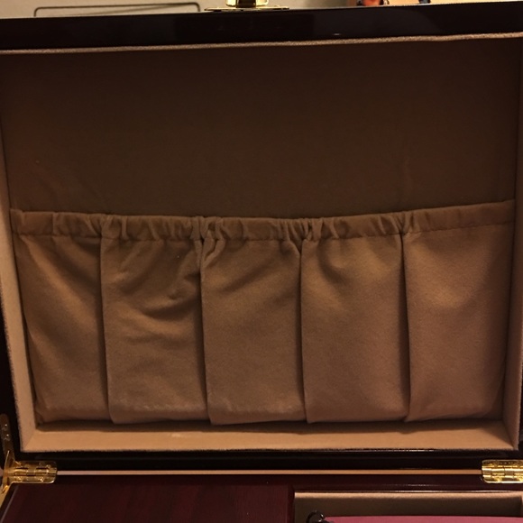 Box Urn with Smaller urn inside plus candle - Picture 4 of 4