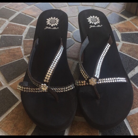 Yellow Box Brown Wedges with Rhinestones