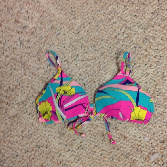 Roxy swimsuit top