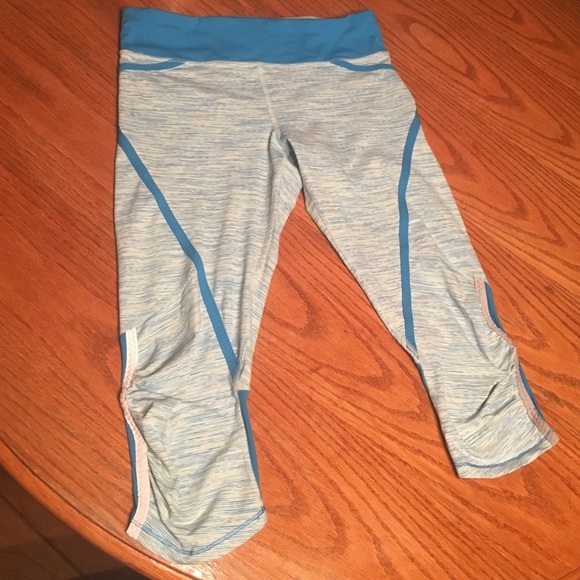 Lululemon size 6 leggings