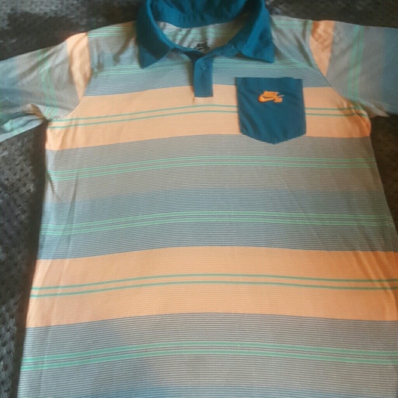 Nike SB Shirt Youth Size XL