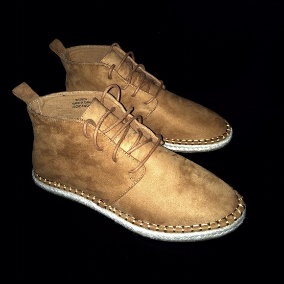 Brown Ankle Booties. NWOT