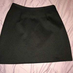 short black pencil skirt