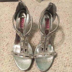 DOLCE MOJO MOXY HEELS