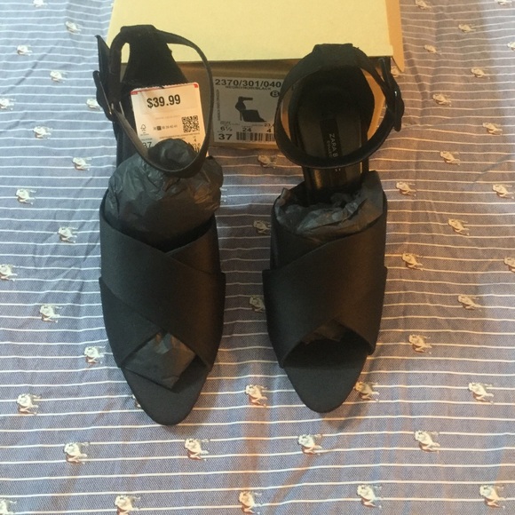 Zara Satin Black High Heels Sz 6.5