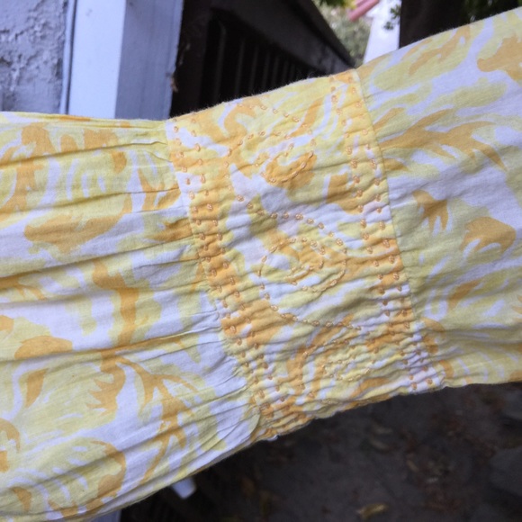 Yellow Bell-Sleeved Tunic - Picture 3 of 4