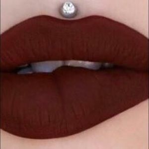 Meet your Posher, Brietta