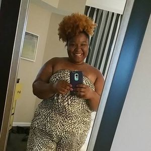 Meet your Posher, Gina