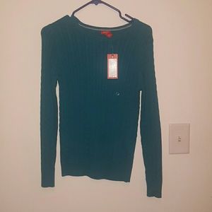 Izod sweater