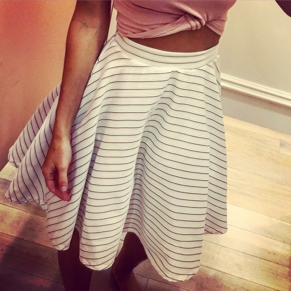 Charlotte Russe Midi Skater Skirt