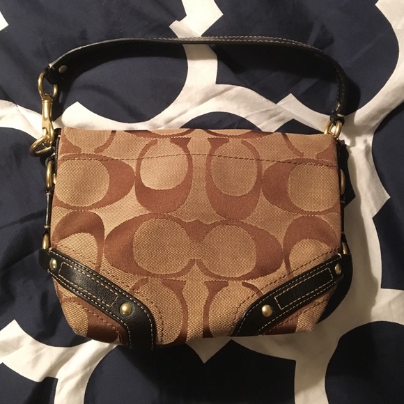 Small Classic Coach Bag