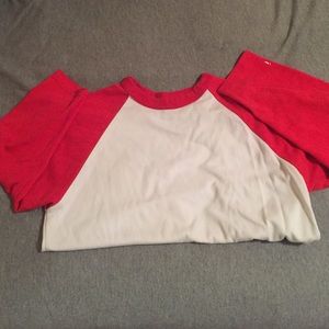 White quarter length baseball tee