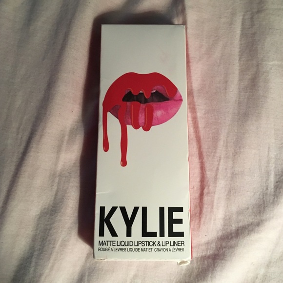 Mary jo k Kylie lip kit