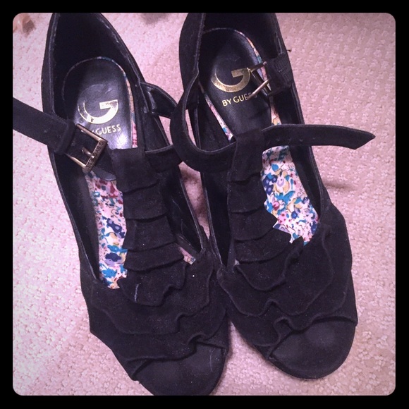 Sexy guess heels!!!!