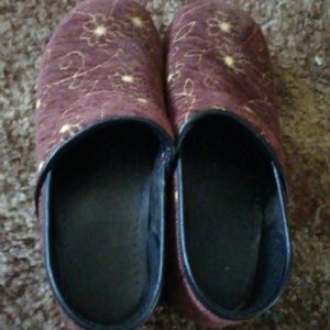 Dansko shoes