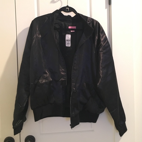 Oversized bomber jacket