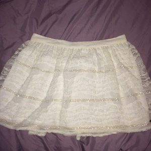 Hollister cream colored party skirt
