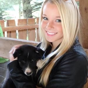 Meet your Posher, Jillian