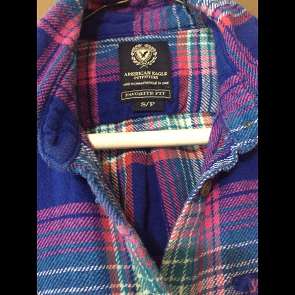 American eagle Plaided flannel - Picture 3 of 3