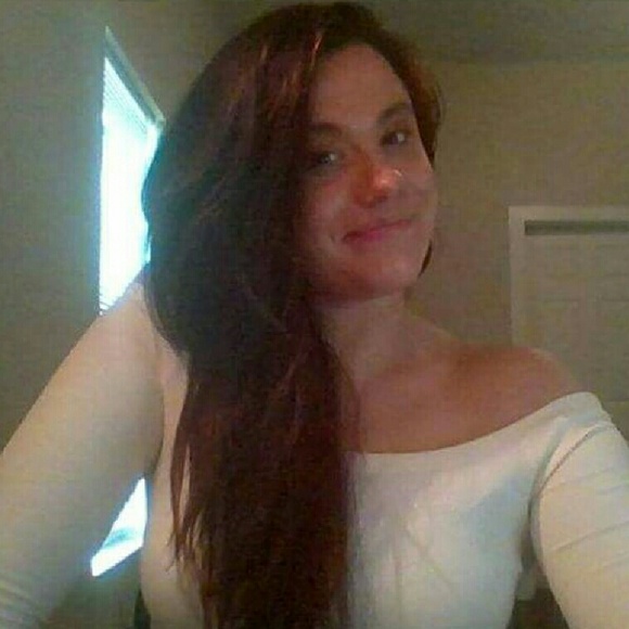 Meet your Posher, Alessandra - Picture 1 of 1