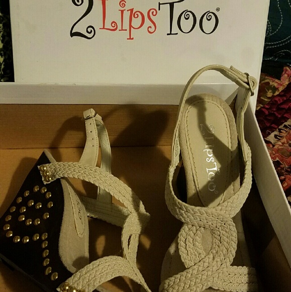 Shoes - Picture 4 of 4