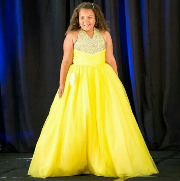 Pageant girls gown