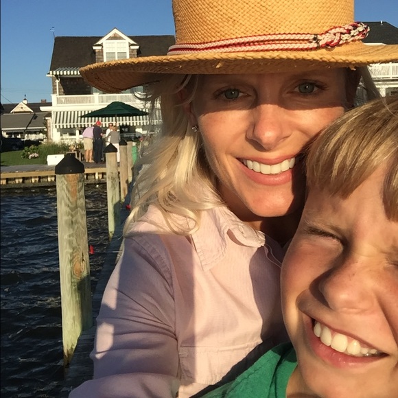 Meet your Posher, Amy