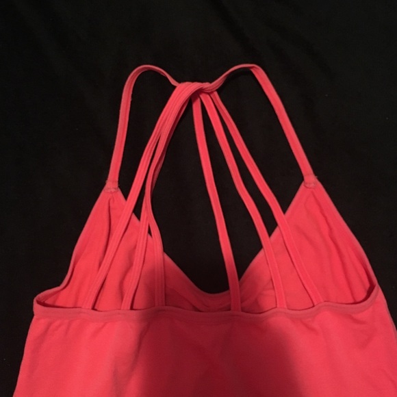 Tank top - Picture 2 of 3